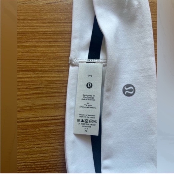 Lululemon Fly Away Tamer Headband in White - Picture 4 of 11